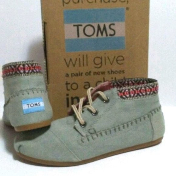 Toms Shoes - TOMS tribal/aztec booties